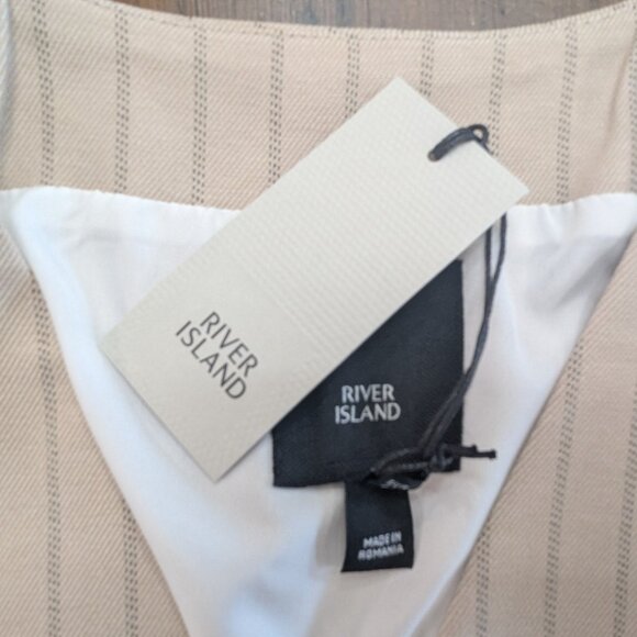 River Island, cropped, sophisticated pinstriped vest - US S - Picture 6 of 8